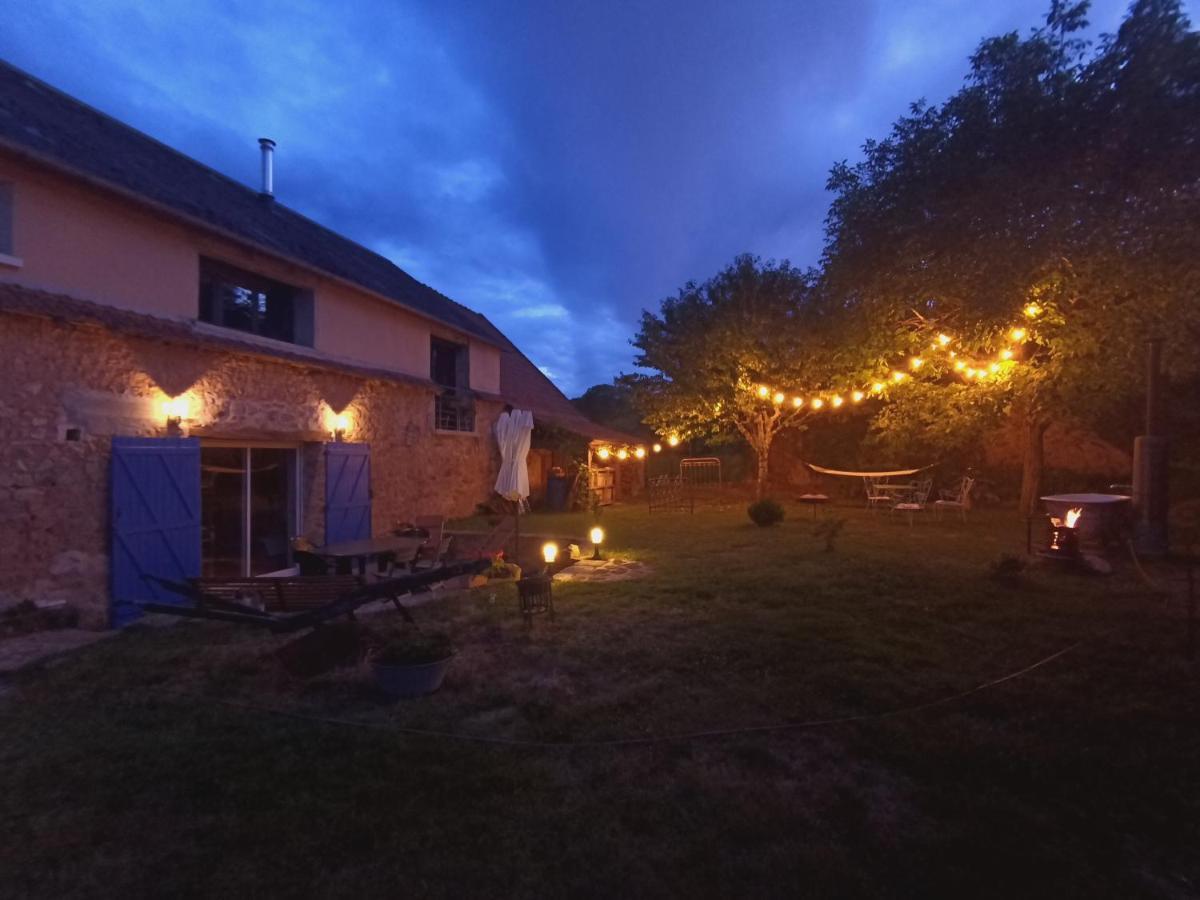 L'Escale Du Banquet Bed and Breakfast Mhère Exteriör bild
